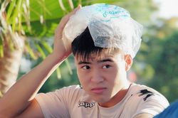 Duy Mạnh phải truyền nước hạ sốt trước ngày đấu Bình Dương FC