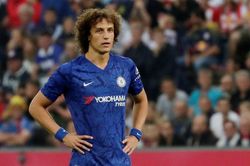 'Arsenal tốt nhất nên tránh xa khỏi David Luiz'
