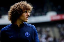 NÓNG: Arsenal đạt thỏa thuận chiêu mộ David Luiz với giá... 8 triệu bảng