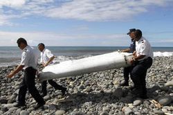 Mảnh vỡ máy bay MH370 hé lộ điều 'khủng khiếp'