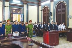Kiểm sát viên tiết lộ 'bí quyết' bảo vệ thành công quan điểm truy tố các vụ đại án và án phức tạp