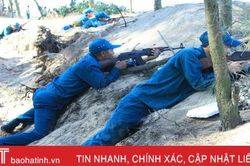 Gay cấn màn diễn tập tiêu diệt biệt kích của dân quân vùng biển Hà Tĩnh
