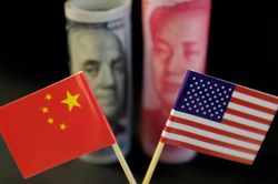 Trung Quốc sở hữu 'vũ khí' 1,1 nghìn tỷ USD trong thương chiến, nhưng liệu có dùng tới?