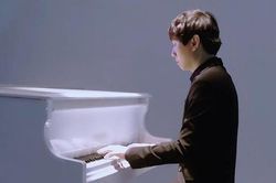 Sau gần 5 tháng, Mr. Siro đạt thành tích 50 triệu view lần đầu tiên trong sự nghiệp với MV 'Một bước yêu vạn dặm đau'