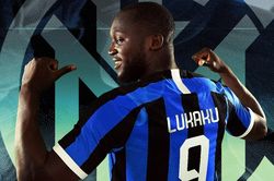 Lukaku lấy số áo yêu thích của cựu đội trưởng Inter Milan