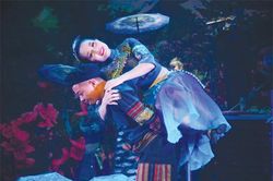 Về chuyện 'Thầy già, con hát trẻ' ở Nhà hát Ca múa nhạc dân gian Việt Bắc: 'A Sử, A Phủ, cả Mỵ... cũng khó giữ chân họ ở lại'