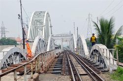 Đề nghị bảo tồn nguyên trạng một phần cầu Bình Lợi