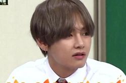 V BTS lại trổ tài diễn xuất, thể hiện phong thái 'ngầu' cực chất