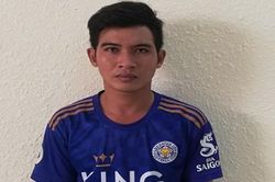 Khách vào quán cà phê dùng kéo khống chế, hiếp dâm thiếu nữ 16 tuổi