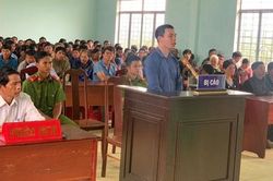 7 năm tù cho bị cáo phá hoại chính sách đoàn kết