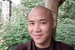Khởi tố gã thầy tu đánh đập dã man bé trai ở Bình Thuận