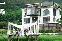Hội bạn thân cùng nhau mua biệt thự tiền tỷ dưỡng già