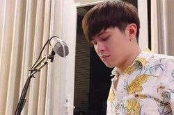 Nghe Gin Tuấn Kiệt cover piano nhạc Hoa lời Việt, fan chỉ biết ngậm ngùi: 'Tan nát cõi lòng!'