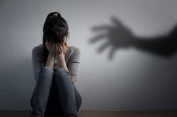 Mọi hành vi dâm ô đối với người dưới 16 tuổi đều phạm tội dâm ô