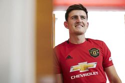 MU: Harry Maguire đắt giá nhất thế giới, học giỏi, đa tài, khởi nghiệp là tiền vệ