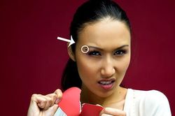 Phụ nữ sở hữu nốt ruồi này, tưởng sướng hóa khổ trăm bề