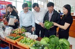 Đẩy mạnh kết nối tiêu thụ nông sản