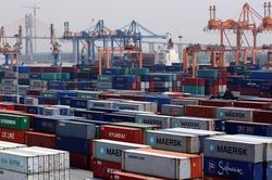 Nhập siêu hàng Trung Quốc tăng, nguy cơ gian lận xuất xứ tăng cao