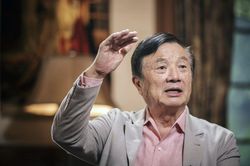 Ông chủ Huawei: 'Tôi muốn có một đội quân sắt để đối đầu Mỹ'