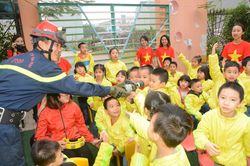 Vụ 3 trẻ mầm non bị bỏng: Dạy kỹ năng sống nhưng thiếu kỹ năng an toàn