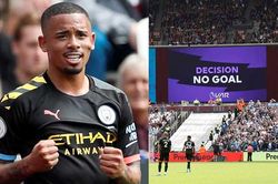 Đến VAR cũng không ngăn được Man City