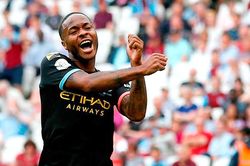 Sterling quá hay, quá quan trọng với Man City