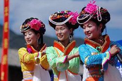Lạ lùng nơi thiếu nữ tuổi 13 thoải mái đổi bạn tình
