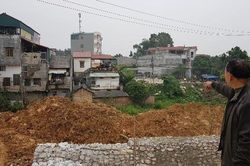 Cao Bằng: Đất đang bị kiện tranh chấp vì chiếm dụng trái phép vẫn được cấp sổ đỏ, đem phân lô bán nền