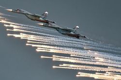 Máy bay Nga thị uy sức mạnh tại Aviadarts - 2019