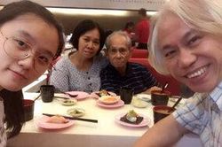Động thái mới nhất của cặp đôi ông - cháu lệch nhau 29 tuổi từng gây sốc một thời