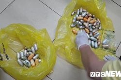 Bắt người đàn ông nuốt gần 1,6kg cocain từ châu Phi về Việt Nam