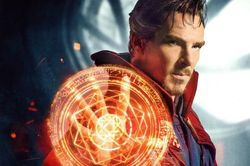Đi xem Galaxy Note10, tôi nghĩ đến Doctor Strange