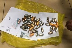 Bắt người nước ngoài 'giấu' 1,6 kg cocain trong dạ dày