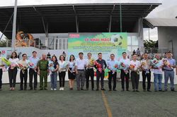 Sôi nổi ngày khai màn Giải bóng đá truyền thống tranh Cúp Báo công an TP Đà Nẵng lần thứ X