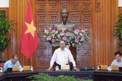 Thủ tướng: Ưu tiên vốn cho các vùng khó khăn, các dự án quan trọng, cấp bách