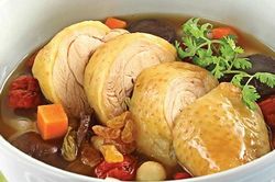 Những món 'đại kỵ' với thịt gà, cần biết mà tránh khỏi mang họa