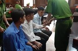 Tiêu thụ tiền giả, ở tù thật 29 năm
