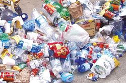 Đức có kế hoạch buộc nhà sản xuất nhựa dùng một lần trả phí dọn dẹp