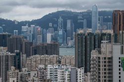 Kinh tế Hong Kong bị ảnh hưởng nặng nề vì biểu tình kéo dài