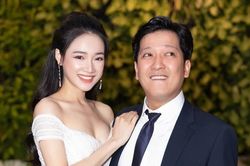 Trường Giang liên tục khen Nhã Phương đẹp như ngọc nữ trên truyền hình