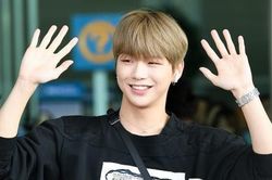 Kang Daniel lần đầu xuất hiện sau tin hẹn hò trưởng nhóm TWICE