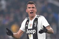Juventus: Một Mandzukic đa năng, cháy hết mình không đáng bị 'hy sinh'