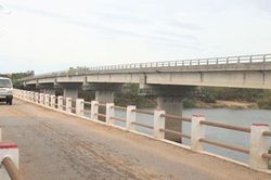 Hàng loạt dự án dang dở