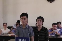 Vào tù lần thứ 4 vì rủ bạn về phá két sắt của bố mẹ