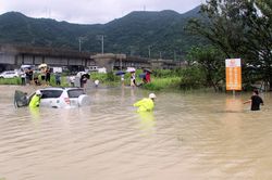 Trung Quốc: Gần 13 triệu người bị ảnh hưởng do bão Lekima
