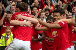 Manchester United, lối ra vẫn chỉ là phòng ngự phản công