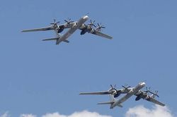 Chiến đấu cơ Tu-95MS Nga tuần tra Biển Barents, Na Uy và Bắc Hải