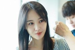 Không còn mặc xấu, Trịnh Sảng giờ chuộng style ngọt ngào 'hack tuổi'