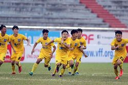 U18 Việt Nam thảm bại vì HLV Hoàng Anh Tuấn bỏ sót nhân tài?