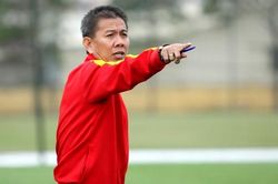 U18 Việt Nam thua U18 Campuchia, HLV Hoàng Anh Tuấn lấy CLB Barca ra… bào chữa